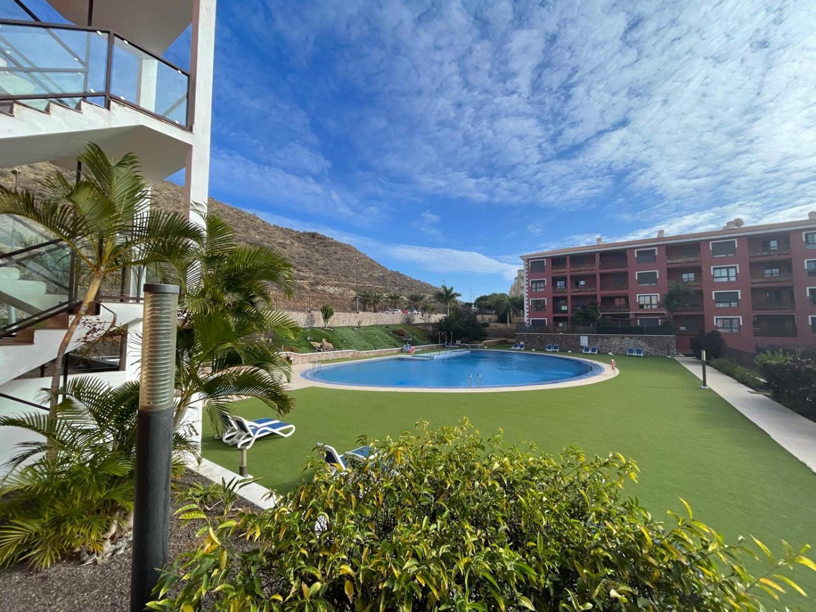 Apartment Vacation Mocan Hala